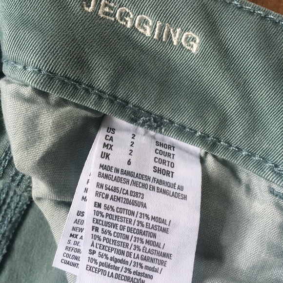 AEO Green Jade Jegging 2 Short - Picture 5 of 13
